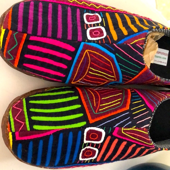 Artsan Authentic Kuna Molas - Handmade   -8.5-9 - Picture 3 of 13